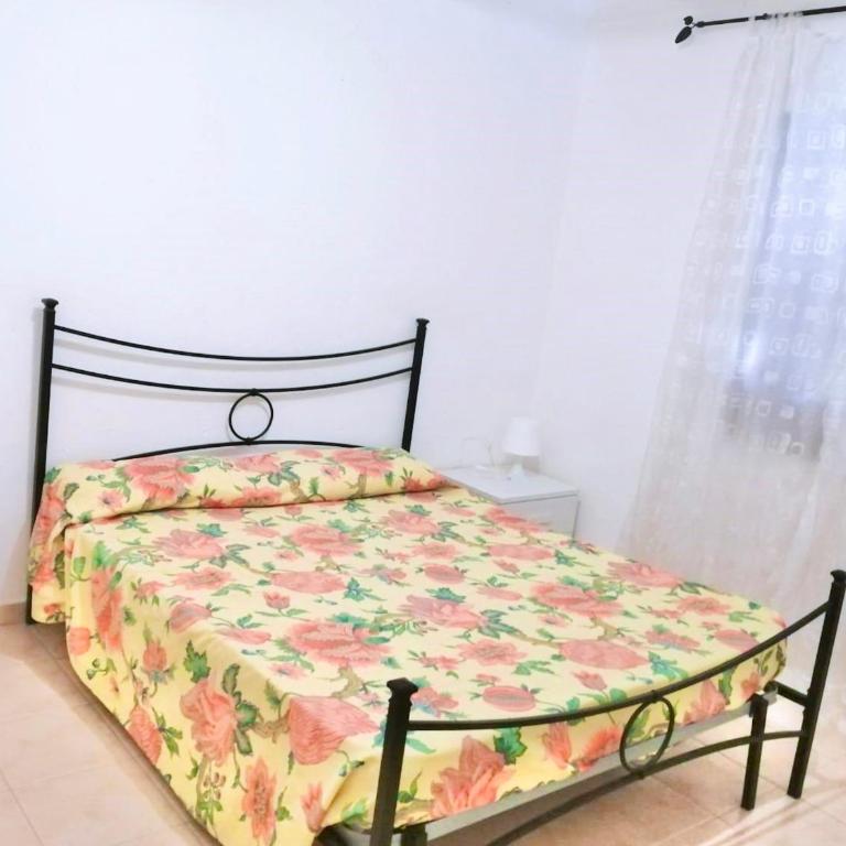 Apartment 6 beds with fenced garden in Marinella just 250 mt from the sea - Appartamento con 2 Camere da Letto - 19