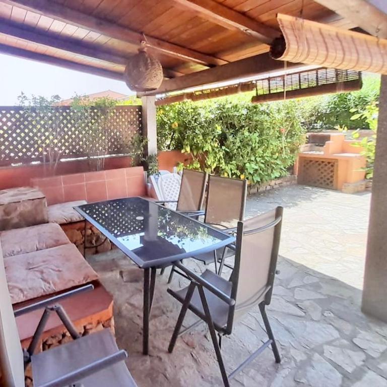 Apartment 6 beds with fenced garden in Marinella just 250 mt from the sea - Appartamento con 2 Camere da Letto - 9