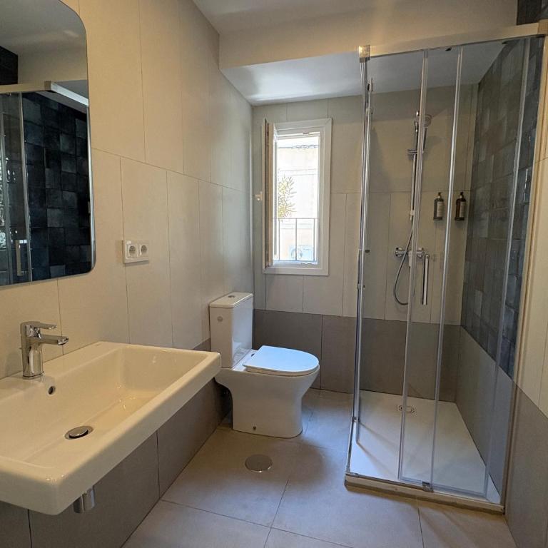 Hostal Paco Marbella - Habitación Triple - 3