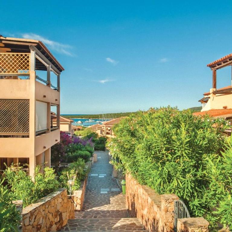 Apartment 6 beds with fenced garden in Marinella just 250 mt from the sea - Appartamento con 2 Camere da Letto - 1