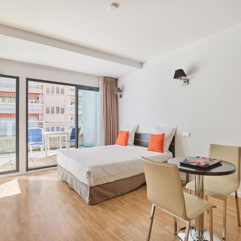 Appart'hôtel Odalys City - Monaco Les Hauts de la Principauté - Studio avec Balcon (2 Adultes) - 10