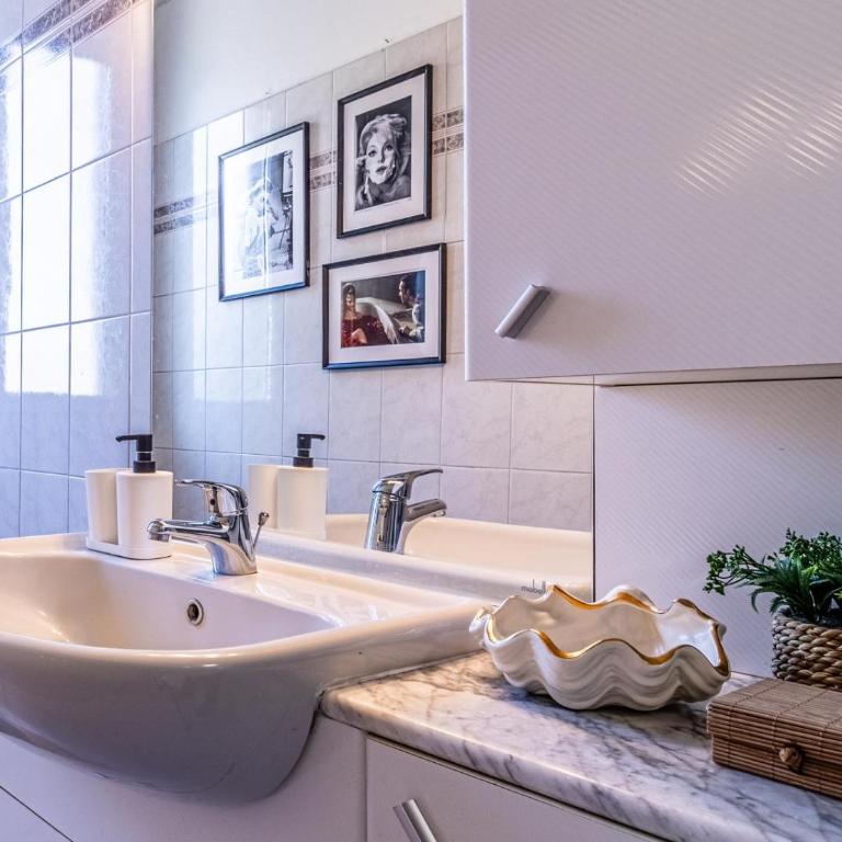 HomeLame 57 - Appartamento con 2 Camere da Letto - 13