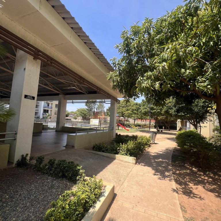 Silvia Maria LH I Tu Apto En Valledupar I Lujo y Confort - Apartamento con vistas a la piscina - 99