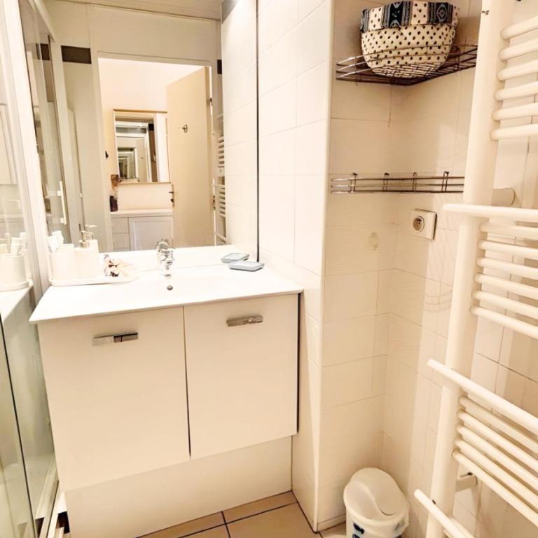 T3, Résidence Horizon Bleu, vue mer & piscine - Palmazur Vacances - Appartement 2 Chambres - Vue sur Mer - 33