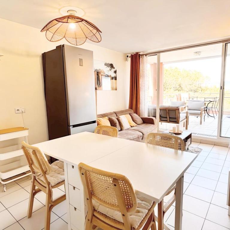 T3, Résidence Horizon Bleu, vue mer & piscine - Palmazur Vacances - Appartement 2 Chambres - Vue sur Mer - 16
