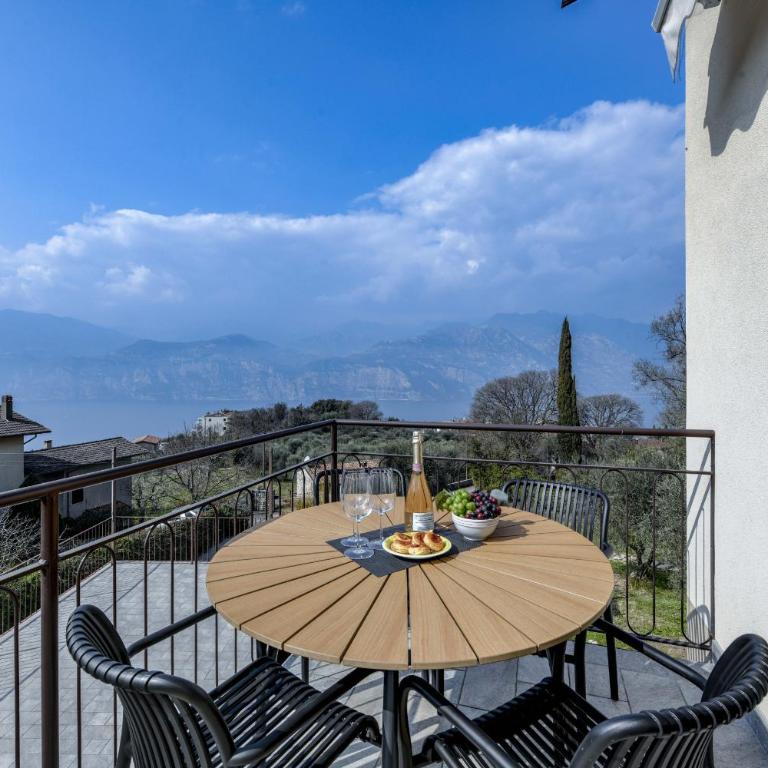 MGH- Malcesine Panoramic Lakeview Apartment - Appartamento con 2 Camere da Letto e Vista Lago - 1