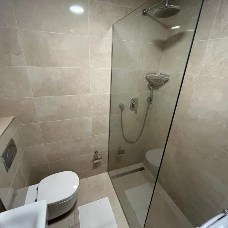 Fortunela Studio Apartment - One-Bedroom Apartment - 12