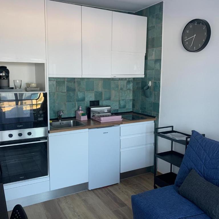 Holidays Beachfront Terrace & Sea Views - Apartamento de 1 dormitorio - 13