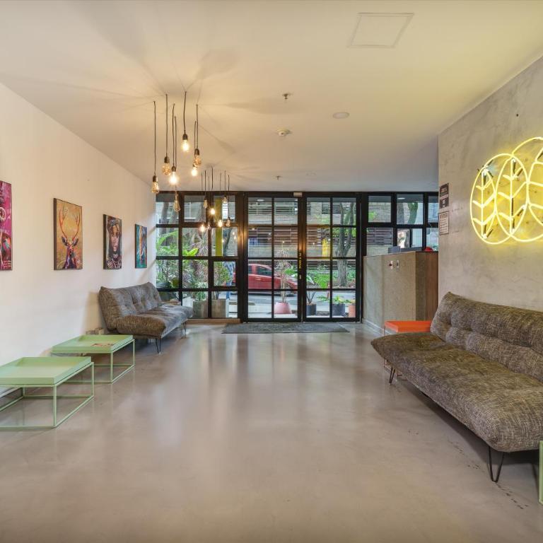 Spacious Loft with a Beautiful View in Laureles, Near Poblado - Apartamento de 1 dormitorio - 17