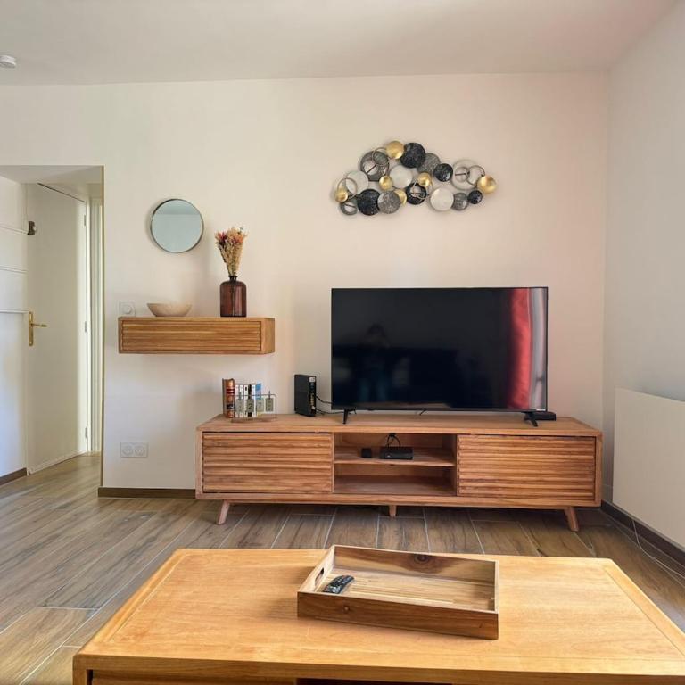 Cosy-tout-à-pieds neuf coeur Saint-Raphaël - Apartment mit 1 Schlafzimmer - 5