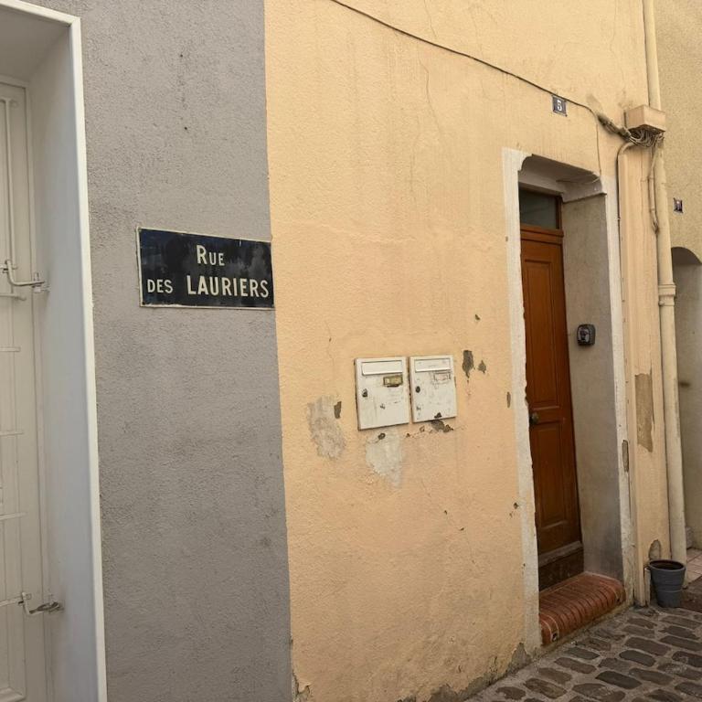 Cosy-tout-à-pieds neuf coeur Saint-Raphaël - Apartment mit 1 Schlafzimmer - 42