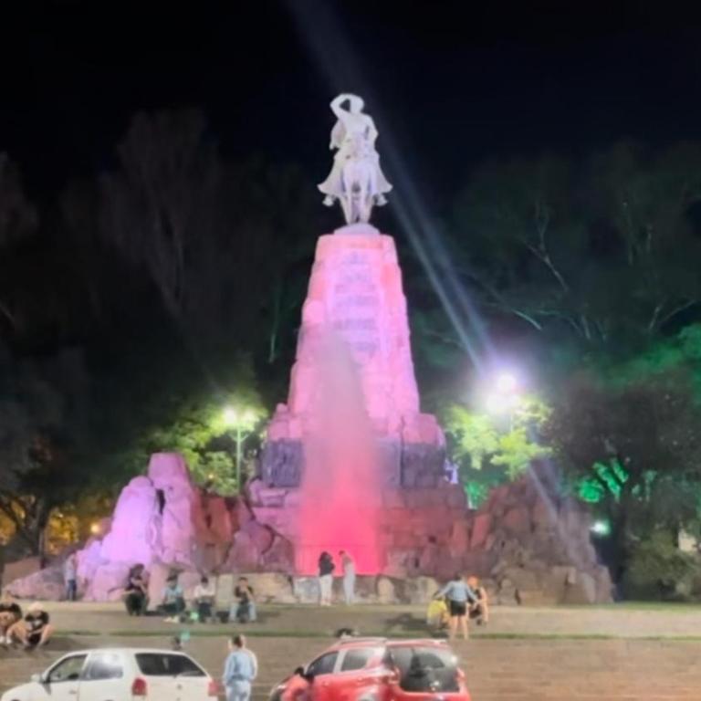 SALTA MONUMENTO a GUEMES - Apartamento de 2 dormitorios - 1