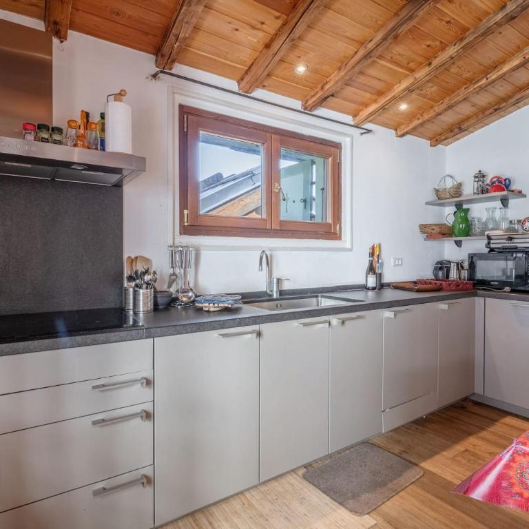 Spacious loft on pedestrian street with views - Appartamento - 3