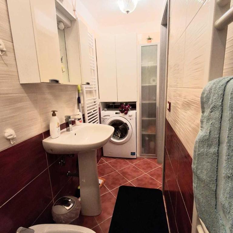 Violetta Apartment - One-Bedroom Apartment - 30