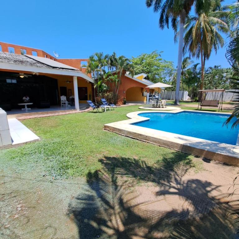 Acapulco Diamante, casa sola una planta - Casa de 3 dormitorios - 3