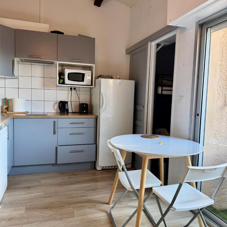Ipanema secret - Piscine - Tennis - Parking - Proche village naturiste - Histoire de clés - One-Bedroom Apartment - 7