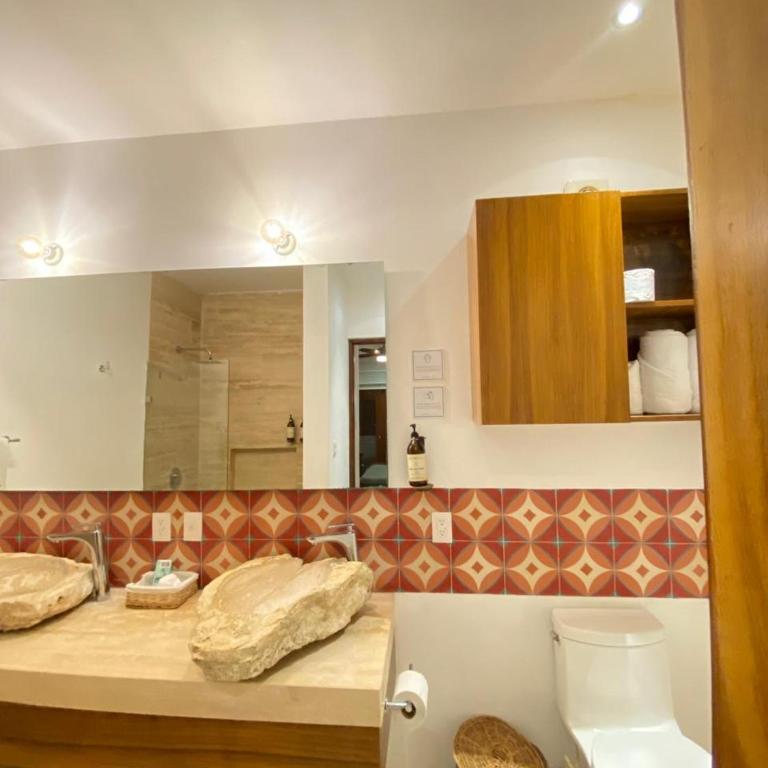 Latino Hotel Boutique - Suite con bañera de hidromasaje y cama grande - 11