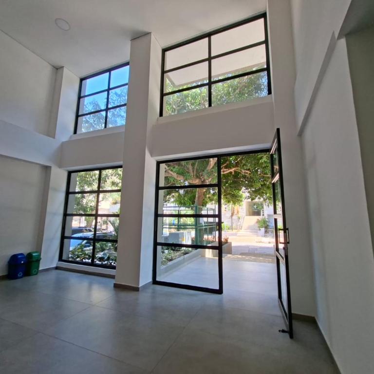 coral 501 - One-Bedroom Apartment - 12