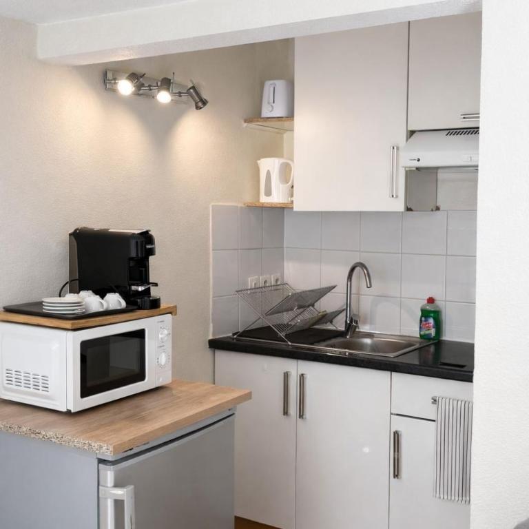 Appartement lumineux - centre ville - Appartement 2 Chambres - 13