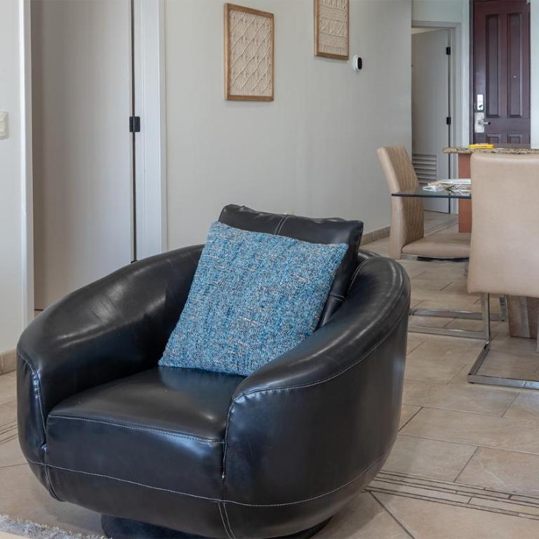 Cristal 803 2 BR 2 BA condo @ Las Palomas Phase 1 - Vacation Home - 5