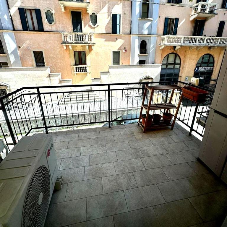 Casa Scaligeri - Appartamento con 2 Camere da Letto - 5