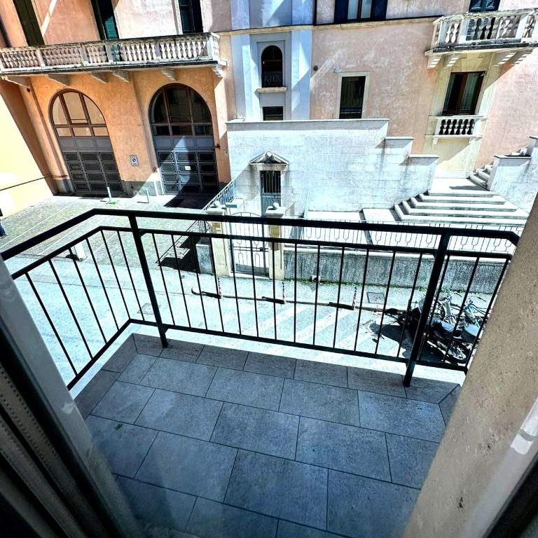 Casa Scaligeri - Appartamento con 2 Camere da Letto - 9