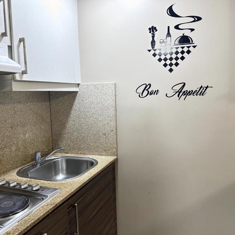 Lujoso depa con piscina, gym, jacuzzi frente a las peñas Guayaquil, Ecuador - Two-Bedroom Apartment with River View - 26