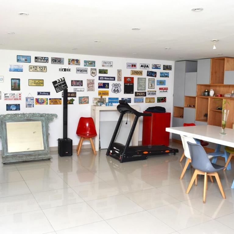 Casa familiar con pileta - Casa de 4 dormitorios - 22
