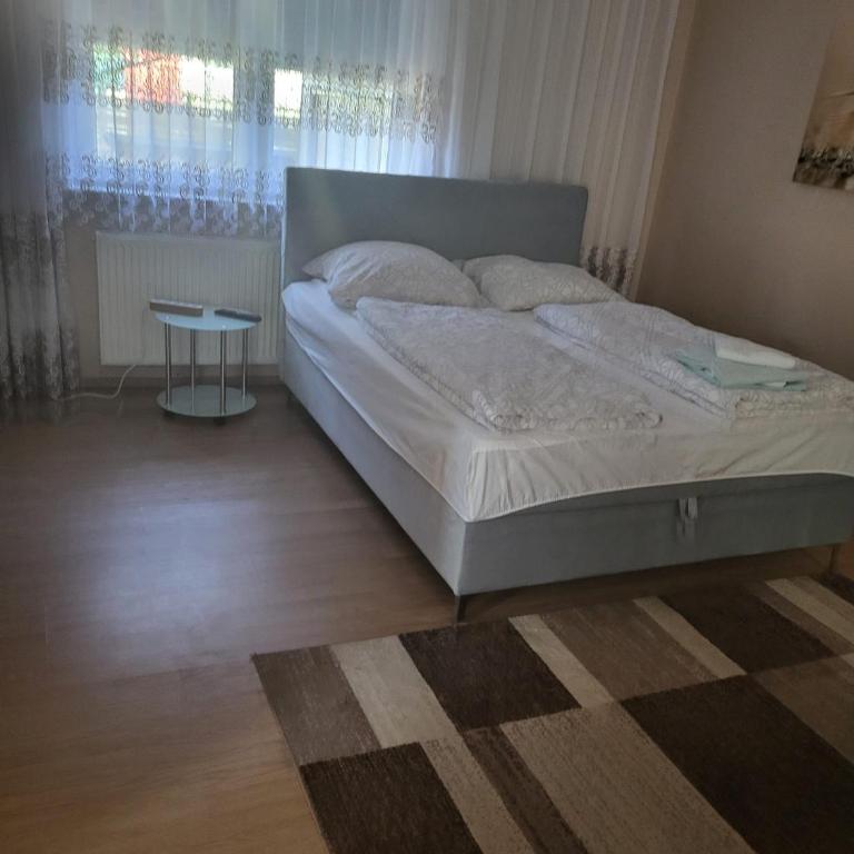 Aparman Deluxe Holiday - Two-Bedroom Apartment - 3