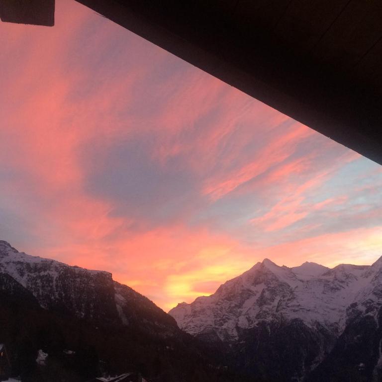 Chalet Safran - Apartment mit 3 Schlafzimmern und Bergblick - 36
