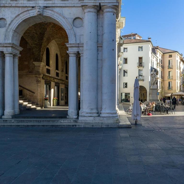 Le Volte, Basilica Views in the Heart of Vicenza - Appartamento con 1 Camera da Letto - 39