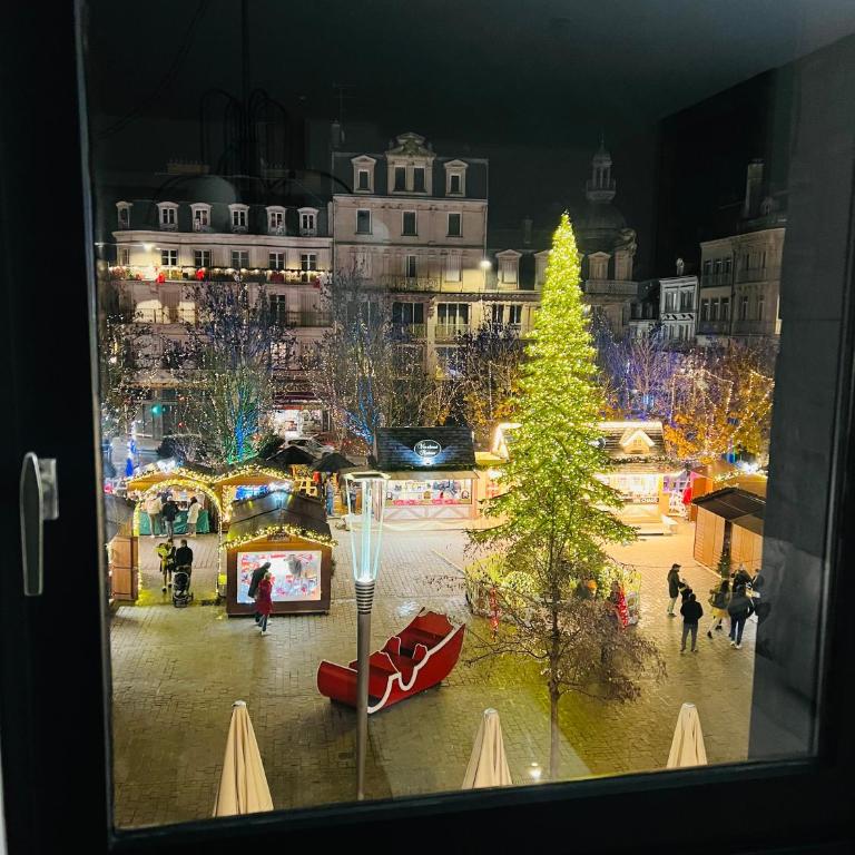 Spa et Sauna Luxueux Hyper centre avec climatisation Parking gratuit - Appartement 2 Chambres - 8