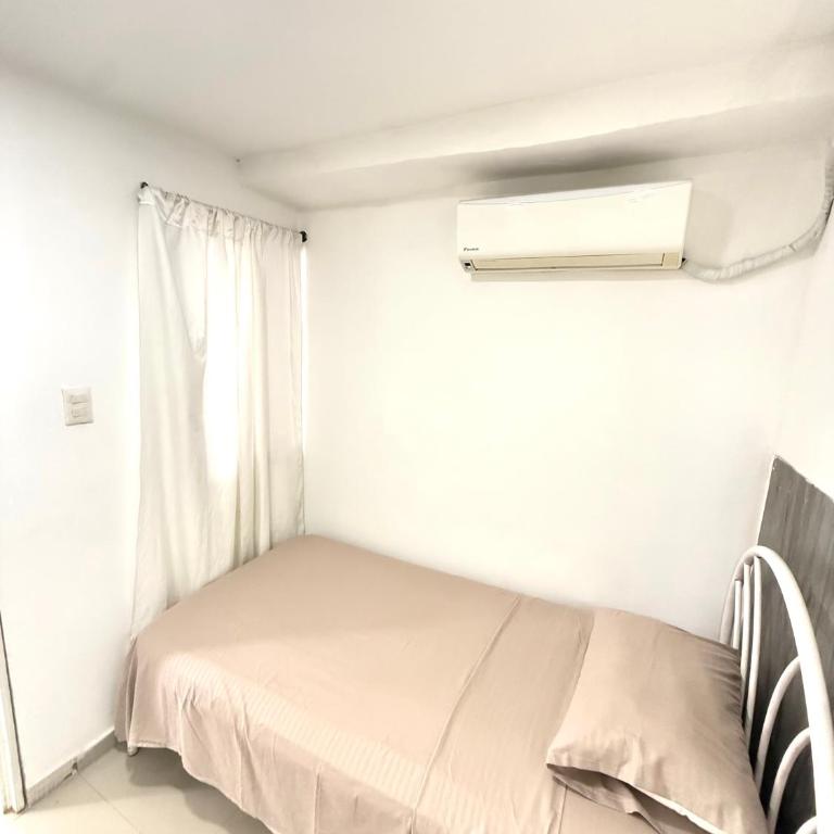 Casa Eme Hostal - Basic Triple Room - 1