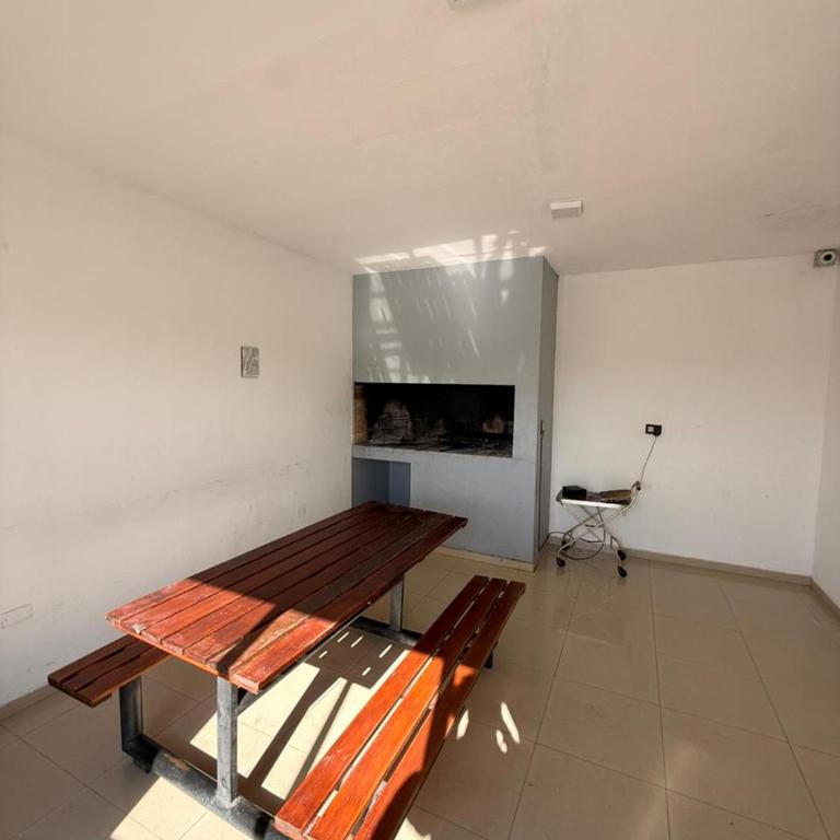 Cochera, Pileta, Wi-Fi y relax total - Apartamento de 1 dormitorio - 2