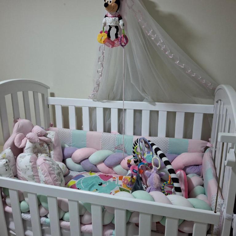 Depa especial para bebes - Three-Bedroom Apartment - 8