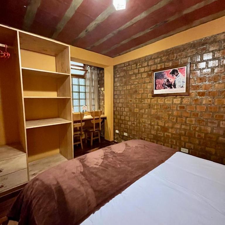 YsaQuilla Loft - One-Bedroom Apartment - 12