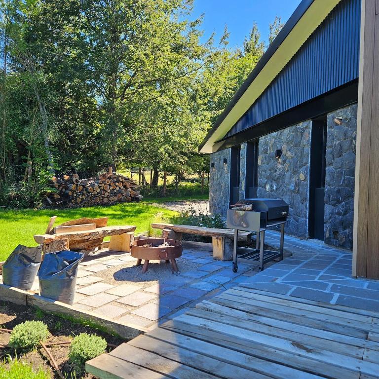 Mágico lugar a orillas del Nahuel Huapi con costa de lago - Casa de 3 dormitorios - 7