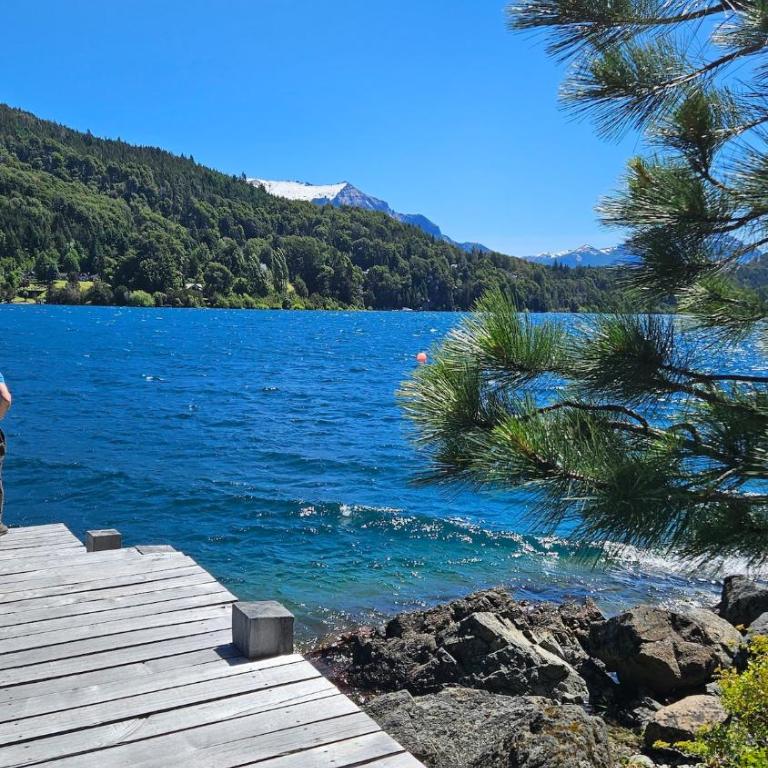 Mágico lugar a orillas del Nahuel Huapi con costa de lago - Casa de 3 dormitorios - 29