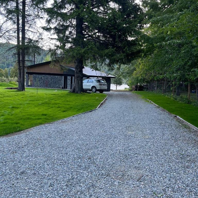 Mágico lugar a orillas del Nahuel Huapi con costa de lago - Casa de 3 dormitorios - 3