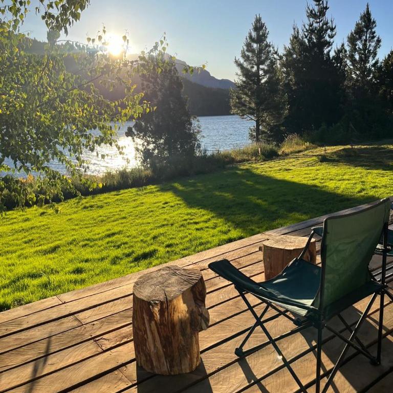 Mágico lugar a orillas del Nahuel Huapi con costa de lago - Casa de 3 dormitorios - 31