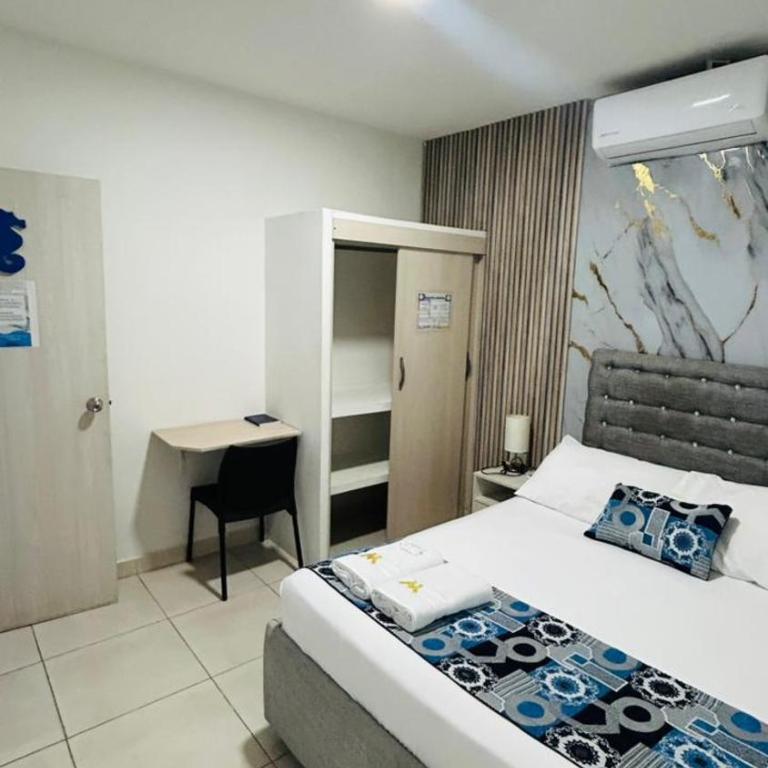 Mar de Indias House - Double Room with Private Bathroom - 13