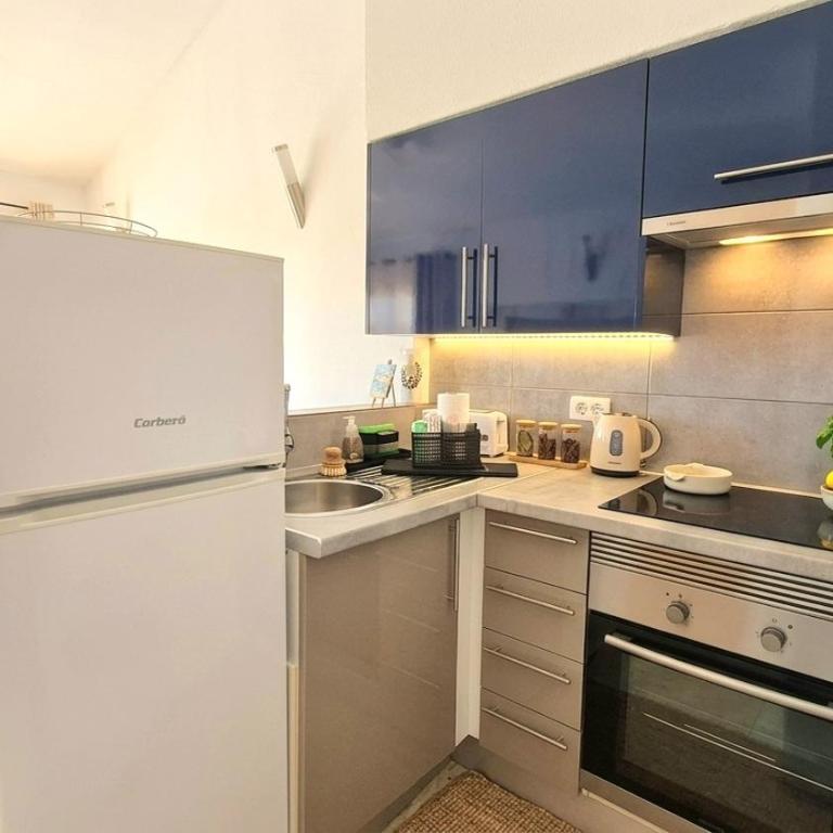 Soleggiato attico vista mare e piscina SC768 - Apartamento de 1 dormitorio - 13