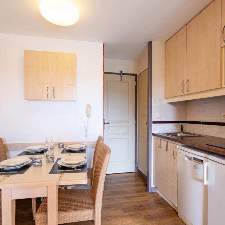 Résidence le Village de Cap Esterel - maeva Home - Studio 4 personnes coin cabine avec parking et terrasse MAE-0523 - Studio - 8