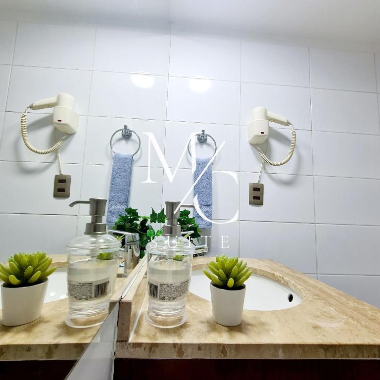 Disponibles Deptos Central, Uribe 305, Mall Plaza 1, 2 y 3 dormitorios. Parking, Wifi y Factura - Apartamento de 3 dormitorios con vistas al océano - 18