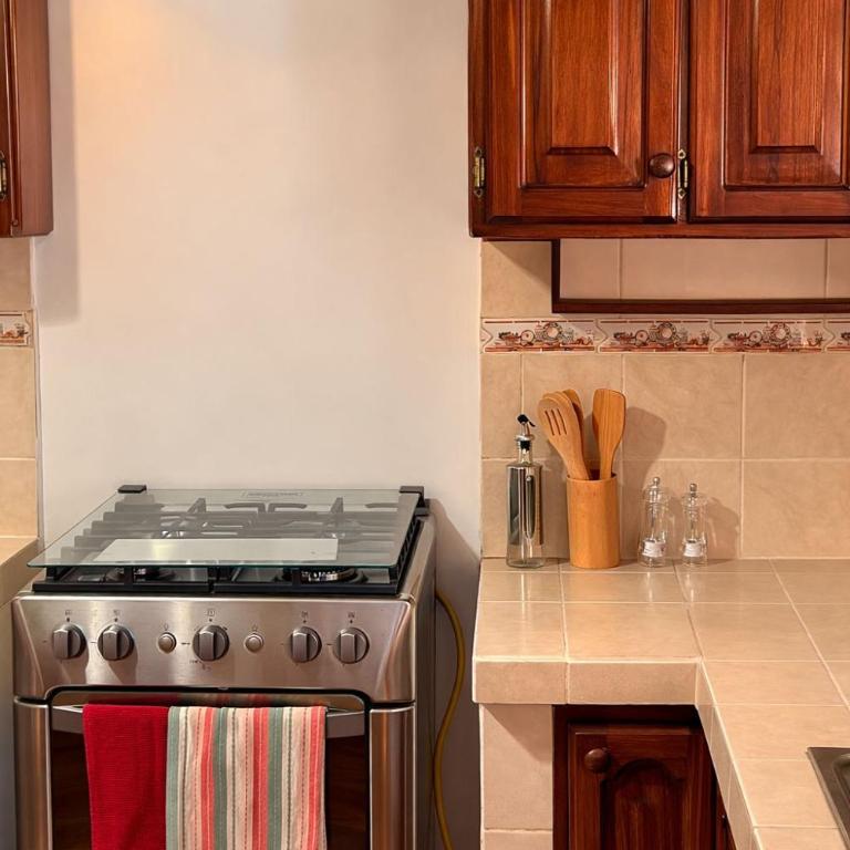 Los Ceibos Premium Family Home with Terrace & Games - One-Bedroom House - 21