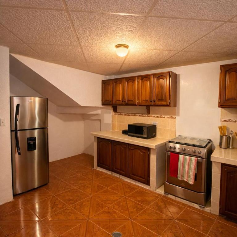 Los Ceibos Premium Family Home with Terrace & Games - One-Bedroom House - 34