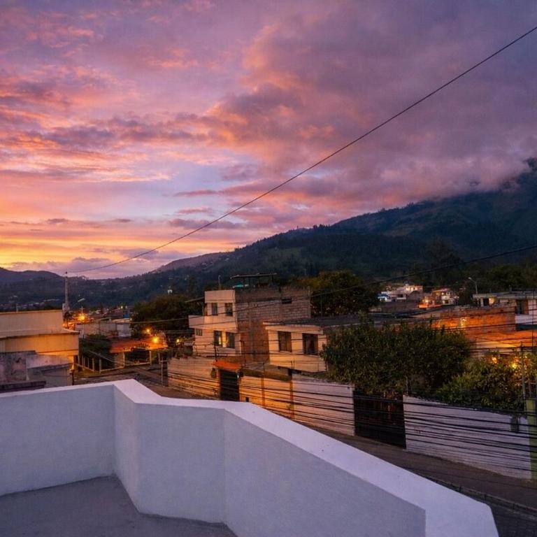 Los Ceibos Premium Family Home with Terrace & Games - One-Bedroom House - 48