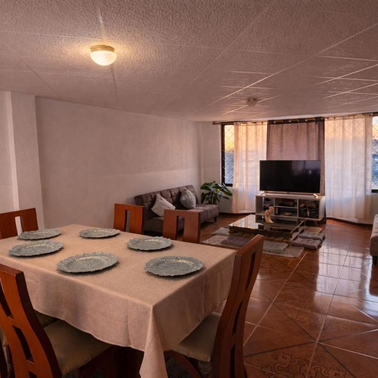 Los Ceibos Premium Family Home with Terrace & Games - One-Bedroom House - 71