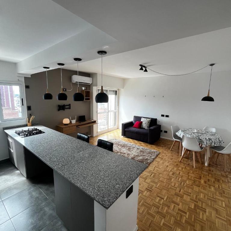 Espacio San Martin - Departamento en plena peatonal con Seguridad 24 hs - One-Bedroom Apartment - 1