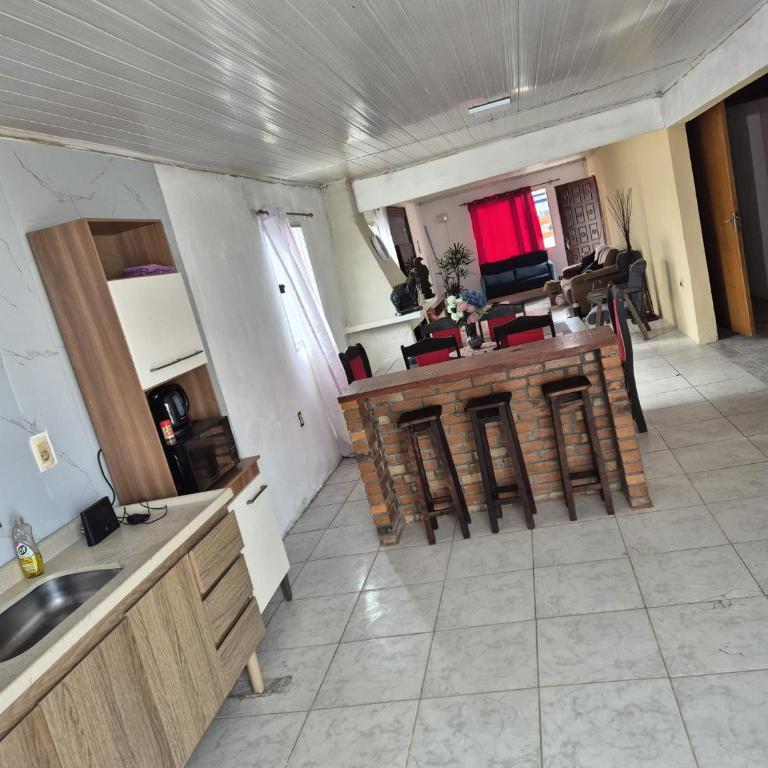 Casa blanca - Three-Bedroom House - 12